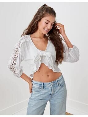 NWT American Eagle V-Neck Lace Tie-Front Blouse Top In White Size Medium